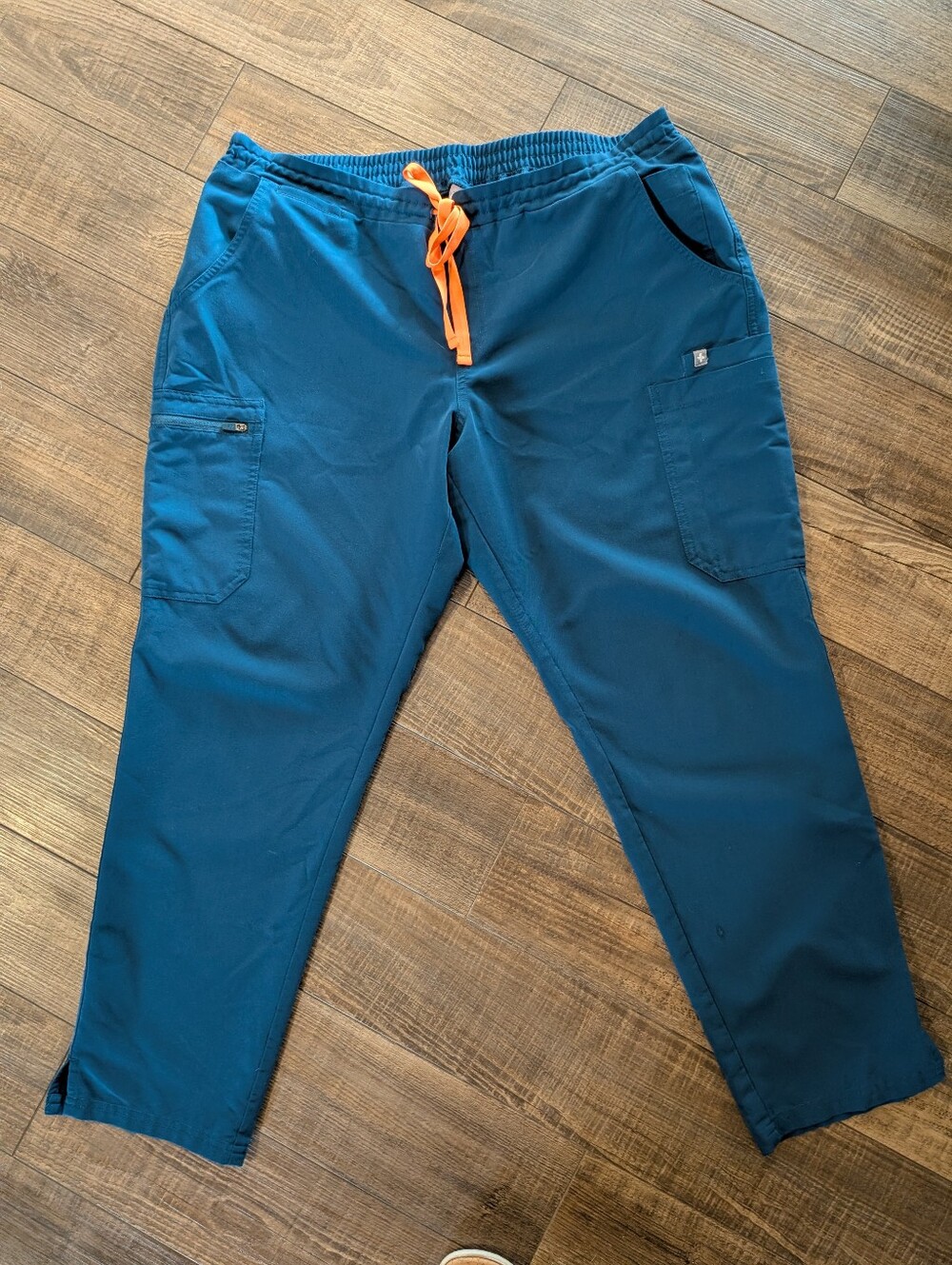 Figs Yola Technical Collection Scrub Pants Size XL Petite